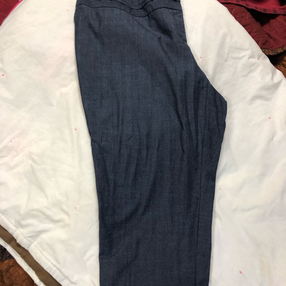 Dress Capri